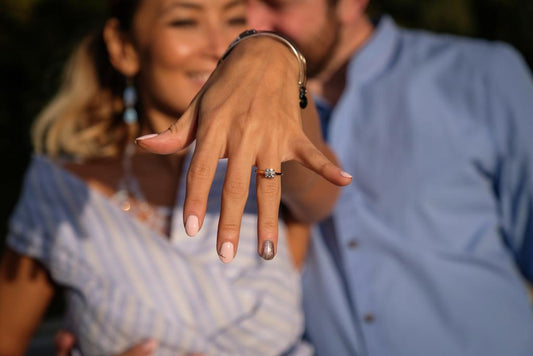 showing-ring-on-hand