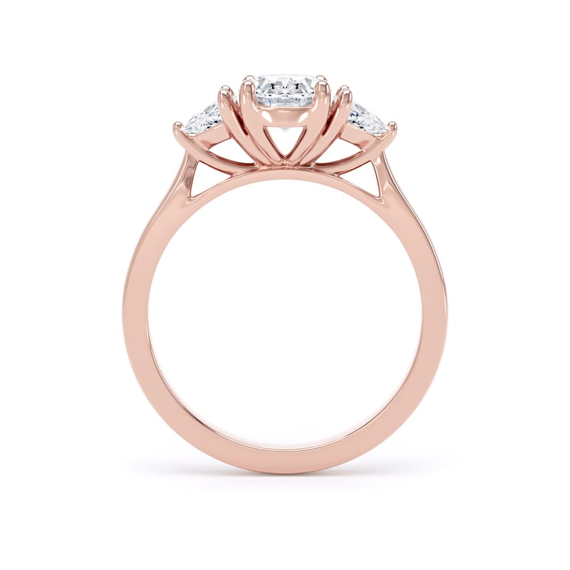 M3O02 Oval Engagement Ring